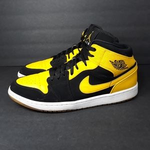 Nike Air Jordan 1 Mid New Love Sz 13